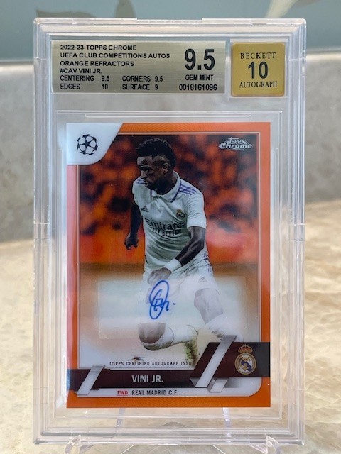 99枚限定 2023 Topps Chrome VINI JR 直筆サイン 2022-23 Topps Chrome UEFA CC Vini Jr Orange Refractor Auto