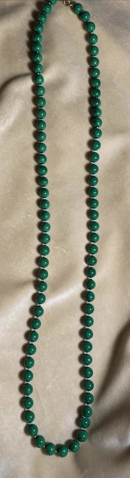绿色孔雀石 28 宝石项链来自印度抛光光滑,充满活力的石头 — 第 3/4 张图片