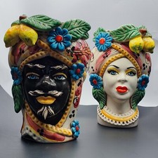 Testa di Moro in Ceramica di Caltagirone con Tema Fiori e Limoni – Altezza 22 cm