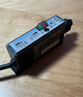 Keyence Lichtleiter-Messverstärker FS2-62 fibre amplifier NPN Lichtleitersensor