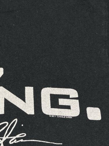 Duh, Winning. Charlie Sheen 2011 Cancelled Drama Drugs Anvil SMALL Acting Shirt - 第 2/9 張圖片