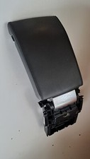 Volvo V70 III 135 BW 1.6 80KW BJ10 Mittelarmlehne B39867262 377799-OBL