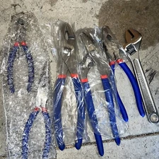 WORKPRO 6 Piece Carbon Steel Pliers Wrench Set Non-Slip Grip Handles Pliers Tool