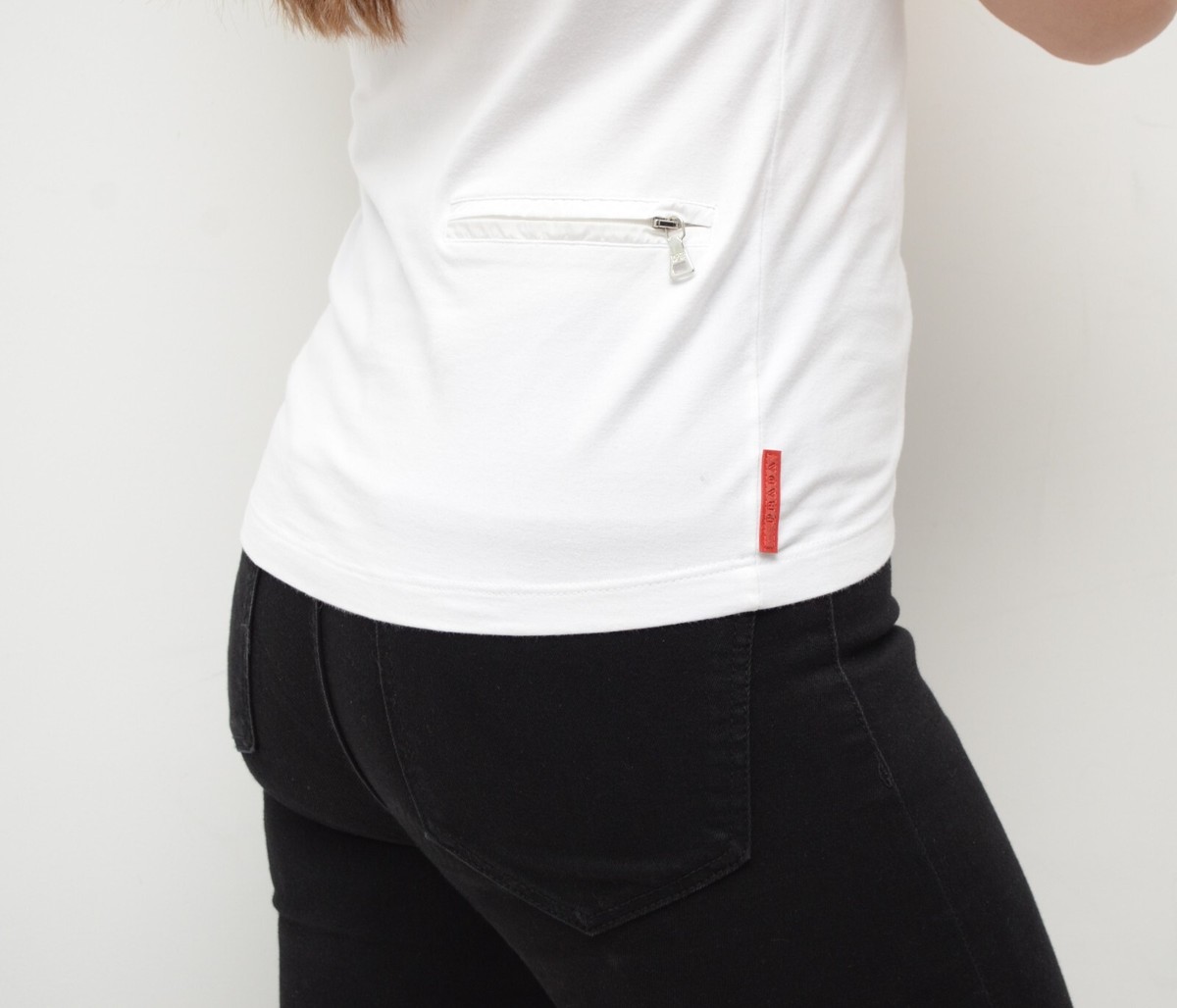 Tシャツ・カットソー PRADA Women Tops 3556BOOO11CD White Prada Embroidered Jersey T-shirt | White | FARFETCH
