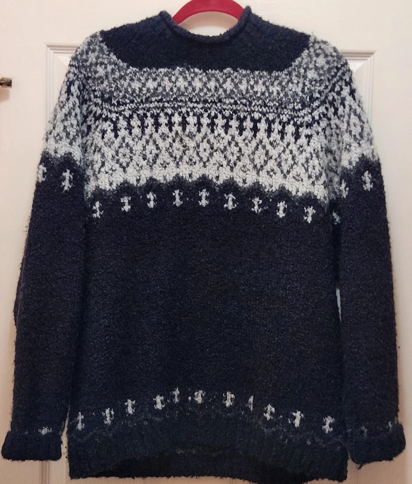 Structure Vintage Urban Wear Sweater M  - Image 2 of 4