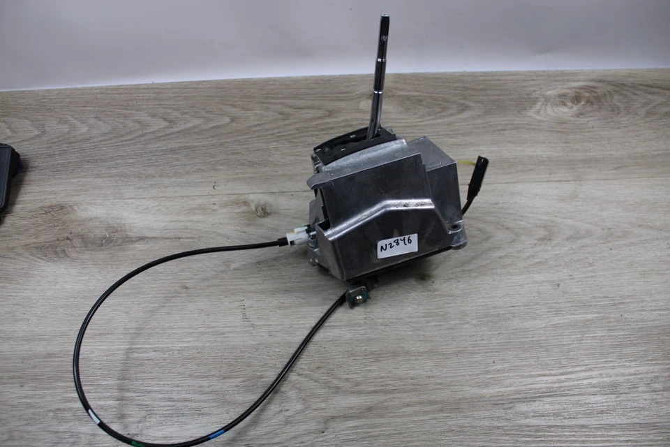 03-12 MERCEDES R230 SL550 SL600 SL55 地板变速器 GEAR SHIFT SELECTOR 盒 原始设备制造商 — 第 2/4 张图片