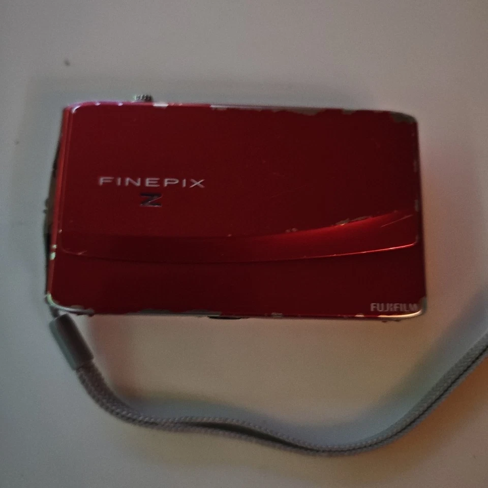 Digitalkamera Fujifilm Finepix Z900EXR Rot 16.0MP Kamera Getestet Kratzer Kanten - Bild 3 von 4