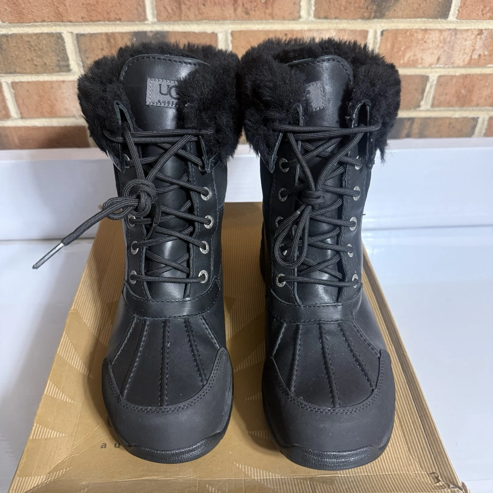 UGG Mens Butte Boots | Black | 5521-BLK | Authentic New