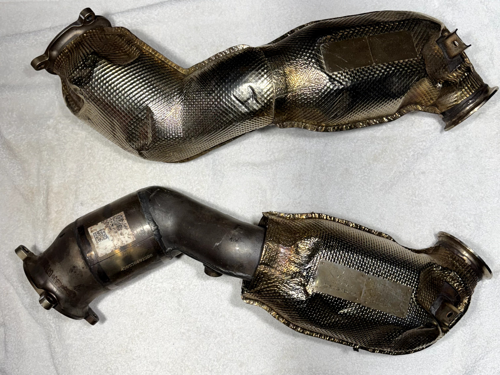 BOTH McLaren 720S 2017-2022 OEM Exhaust Downpipes 14HA042CP 01 & 14HA044CP 01
