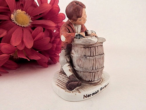 Boy and Dog VTG Figurine Norman Rockwell Love Letter 1920 Saturday Evening Post - Picture 5 of 5