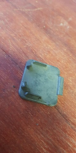 BMW 5ER E39 2000 / 98-04 / STOßSTANGE HINTEN ABSCHLEPPÖSE ABDECKUNG SCHWARZ 8159375