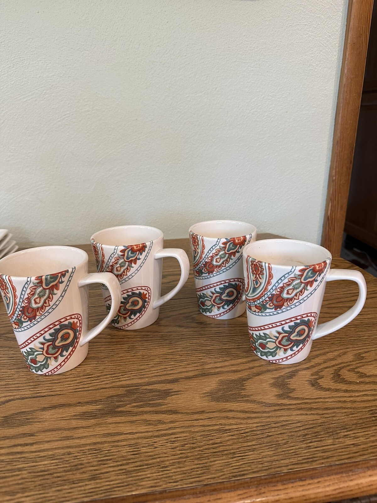 Set of 4 Tabletops Gallery Misto Multi Paisley Tall Cups 5" Ivory