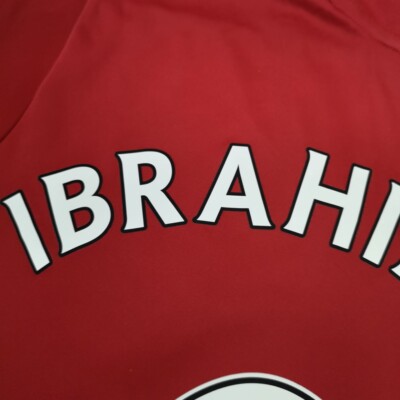 Ibrahimovic Zlatan #9 Manchester United 2016 2017 Football Shirt