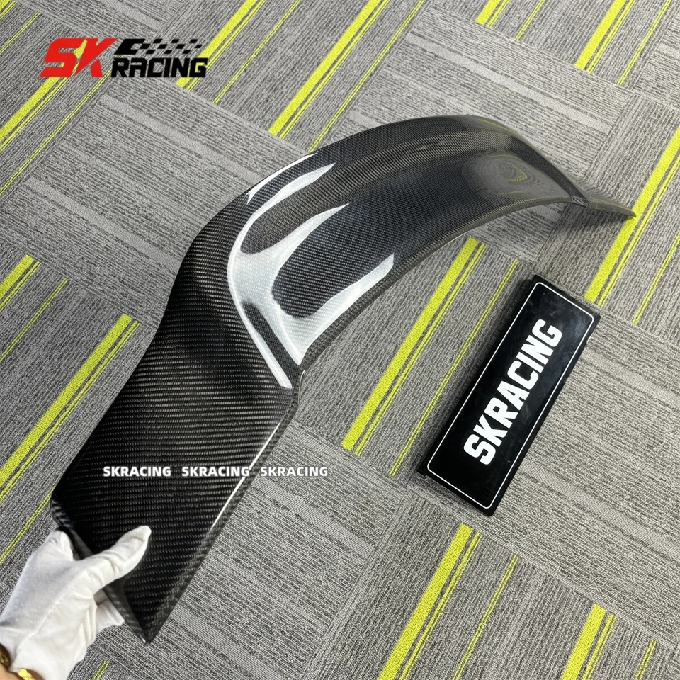 Alerón trasero de carbono real estilo R para Mercedes Benz CLS W218 2012-2018 Foto 2 de 4