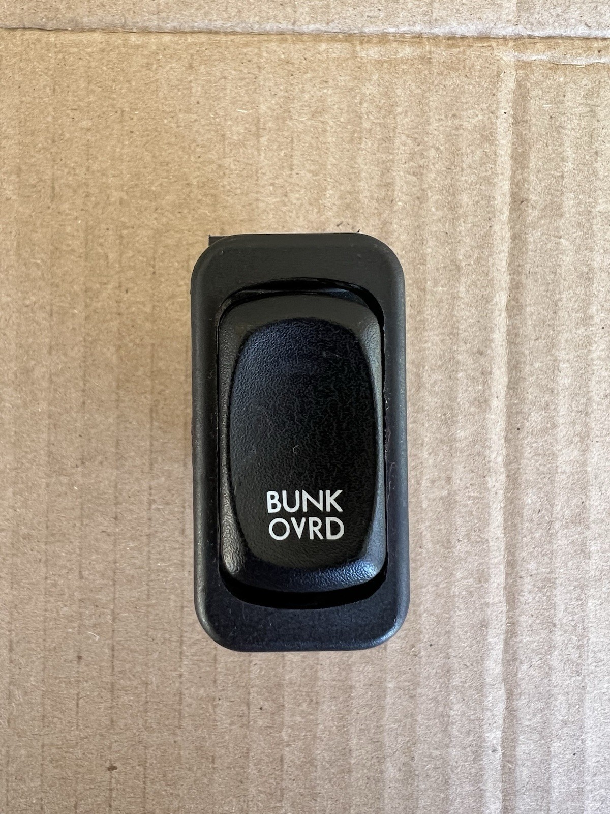 Bunk Override Rocker Switch USA 0026 A06-30769-095