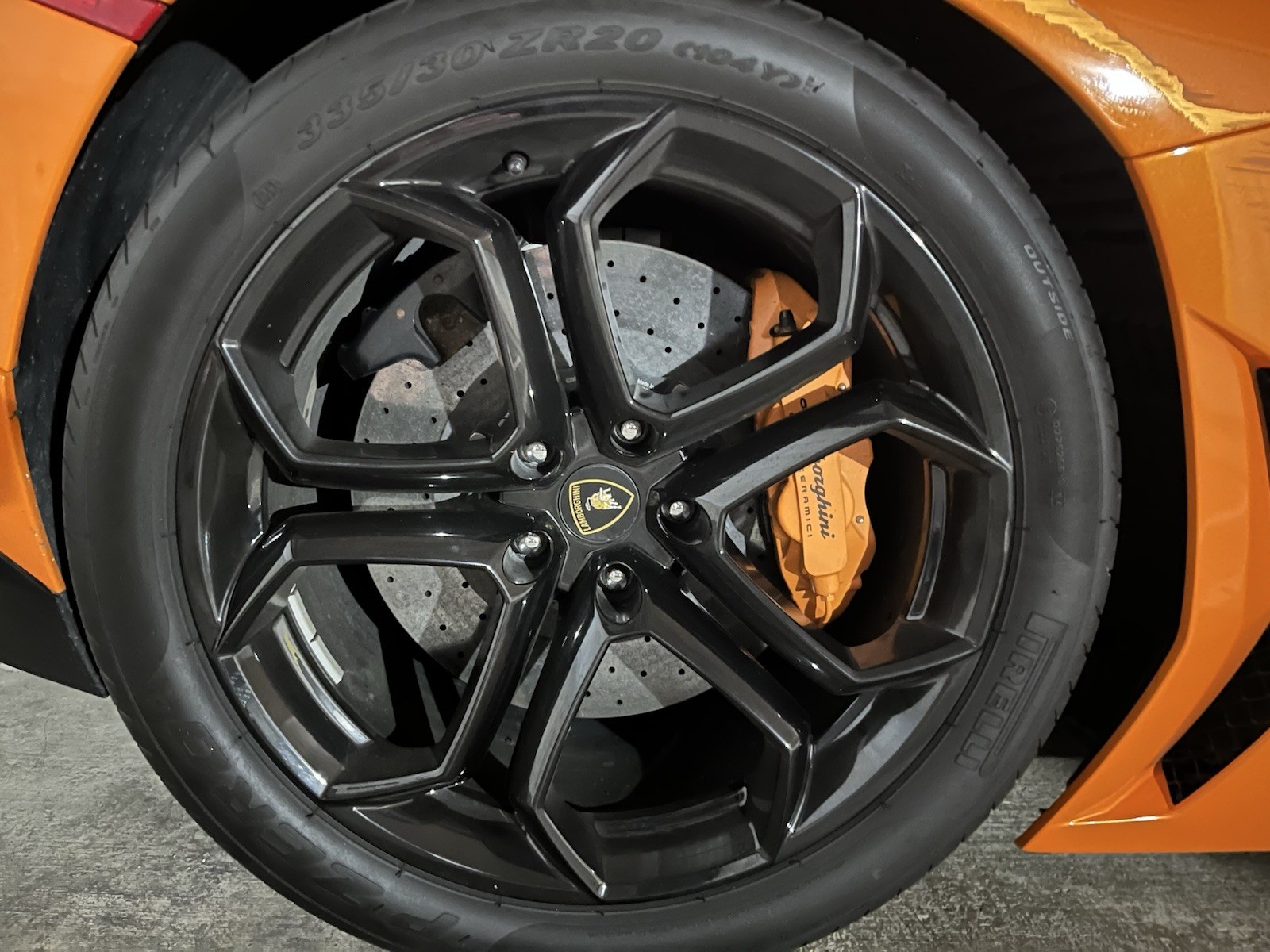 lamborghini wheels oem set