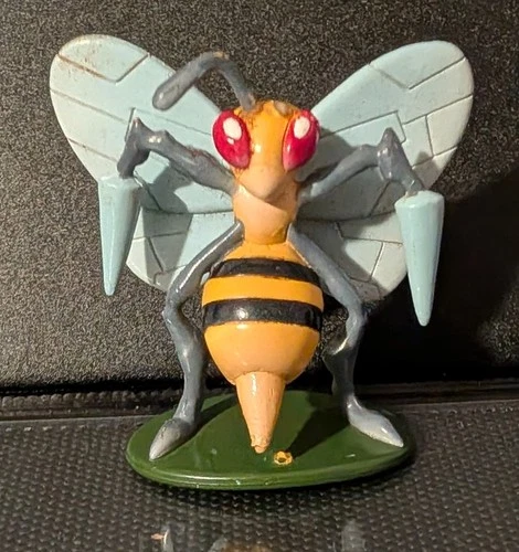 Pokémon Beedrill Tomy Figure CGTSJ Authentic Missing Antenna