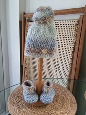 Hand crochet baby gift set bobble hat and boots 0 to 3 months