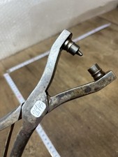 Pince À Œillet,, Cordonnier outil ancien Bourrelier  Réf 26/145