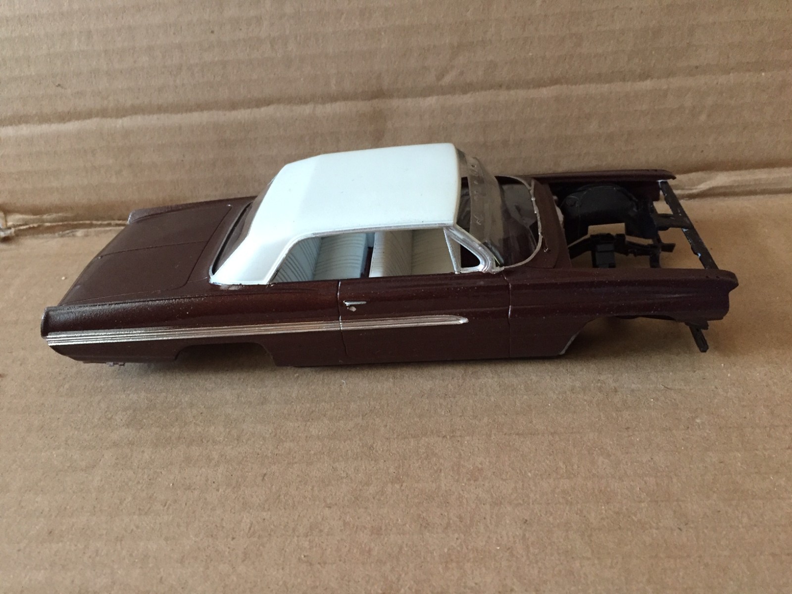 Junkyard Lot 1962 Pontiac Catalina Model Car 1:25 scale Parts Or Restore