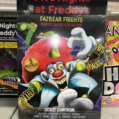 Five Nights at Freddy s: Fazbear Frights - Graphic Novel Collection