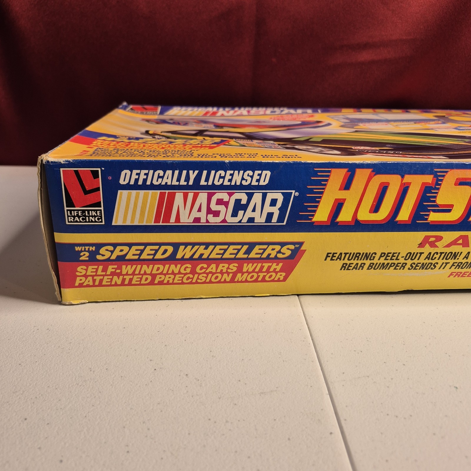 Life Like Racing NASCAR Hot Stocks Raceway Electric Slot Car Track Set SEALED