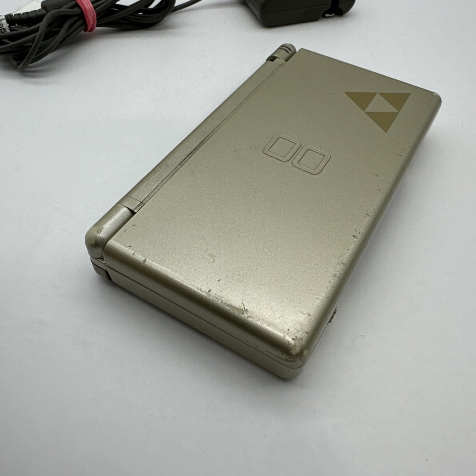 Nintendo DS Lite Zelda Triforce Edition Console Gold Broken Hinge ...