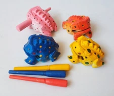 Nature's Melody: Wooden Frog Sculptures with Authentic Croaking #1