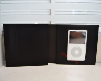 Apple iPod Classic Video 5th Gen 30GB/60GB/80GB Black / White