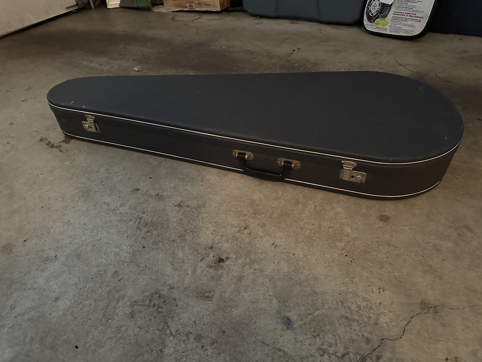 VOX teardrop electric guitar case, vintage 1960s, Italy, very good