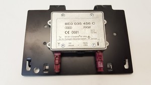 Audi A3 8P Antennenverstärker Verstärker Steuergerät Telefon Handy 8E0035456C
