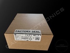 New Sealed Allen Bradley 2711P-T6C21D8S Ser D...