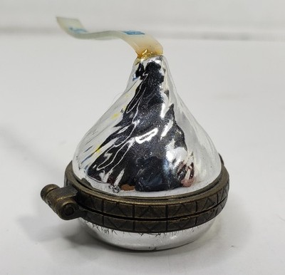 Hershey's Kiss Midwest of Cannon Falls porcelain hinged box trinket READ