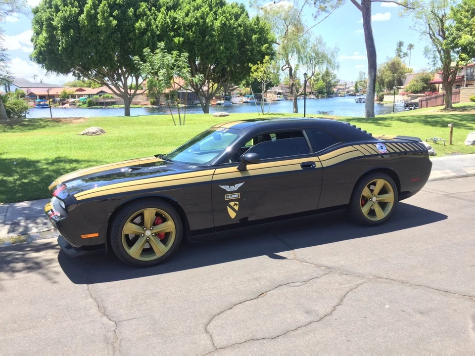 2009 Dodge Challenger  - Image 3 of 4