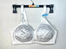 NWOT Bali Womer's 36C Double Support Spa Closure Comfort-U Wireless Bra DF3372