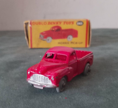 ORIGINAL VINTAGE BOXED DIECAST DINKY TOYS DUBLO / OO 065 MORRIS PICK-UP TRUCK