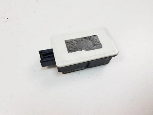 VOLVO V70 III BW Steuergerät für Zentralverriegelung 31252988 2.40 34933539