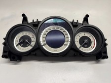Mercedes Benz W204 C Klasse Kombiinstrument Tachometer Tacho A2049004709 Mercedes Benz W204 C Klasse Kombiinstrument Tachometer Tacho A2049004709