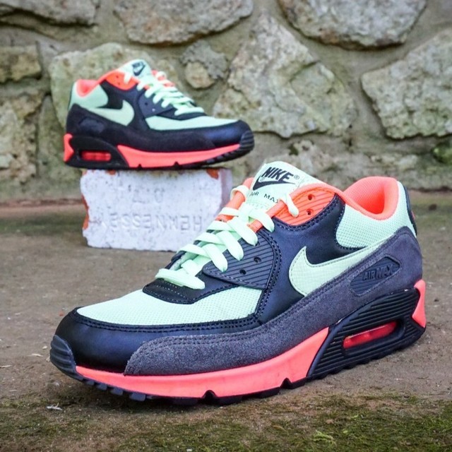 nike air max 90 essential vapor