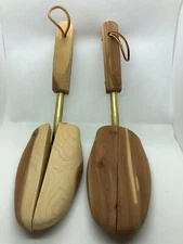 Rochester Shoe Tree Cedar