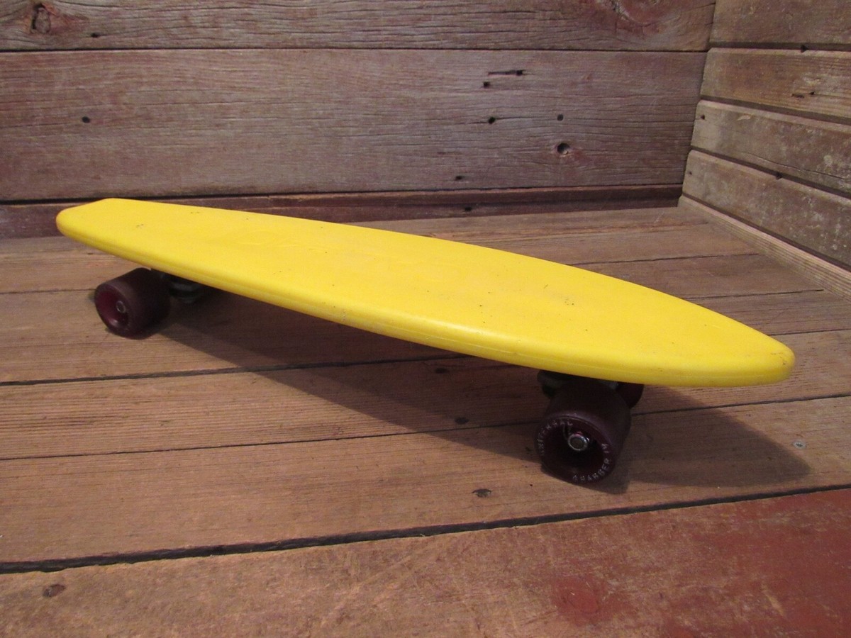 Vintage 1970s CAL-240 SKATEBOARD UPM INC. Irwindale Cal Universal