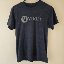 Vuori V1 Logo Men's Short Sleeve Crew Tee Shirt Gray Charcoal Size Small