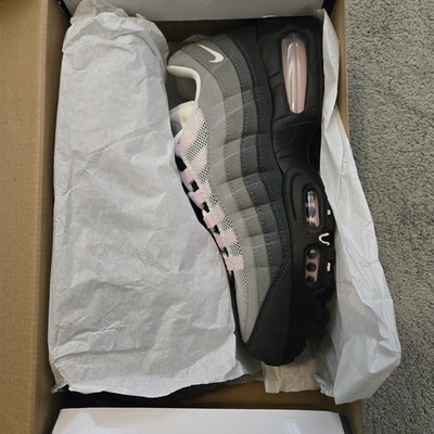 Size 8.5 - Nike Air Max 95 OG 2025 / 2026 Pink Foam W for sale