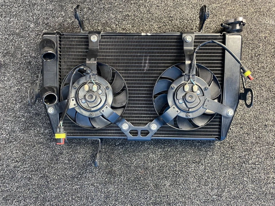RADIATORE DUCATI MULTISTRADA 1200 1200 S 2010 2014 54840861C VENTOLE COMPLETO - Imagem 2 de 4