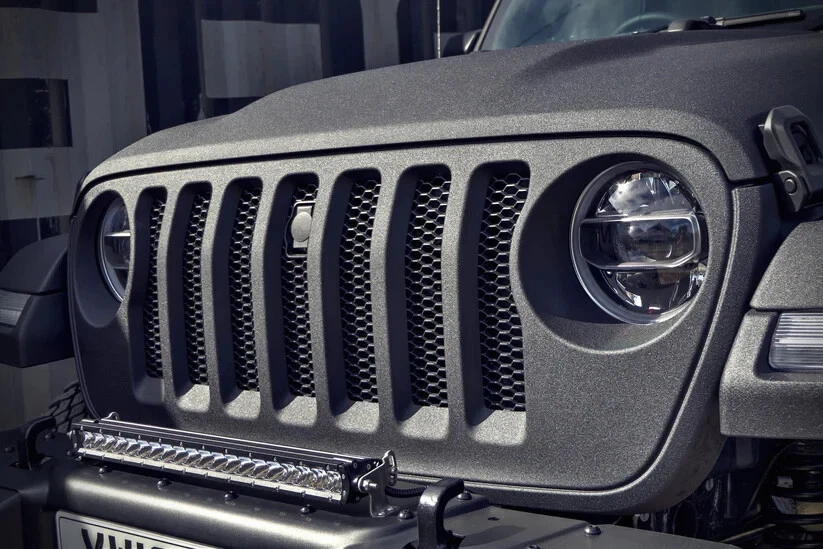 U-POL RAPTOR VERNICE BUCCIATA ANTIGRAFFIO COLORABILE KIT CON PISTOLA 4 + 1 + 1 - Immagine 4 di 4