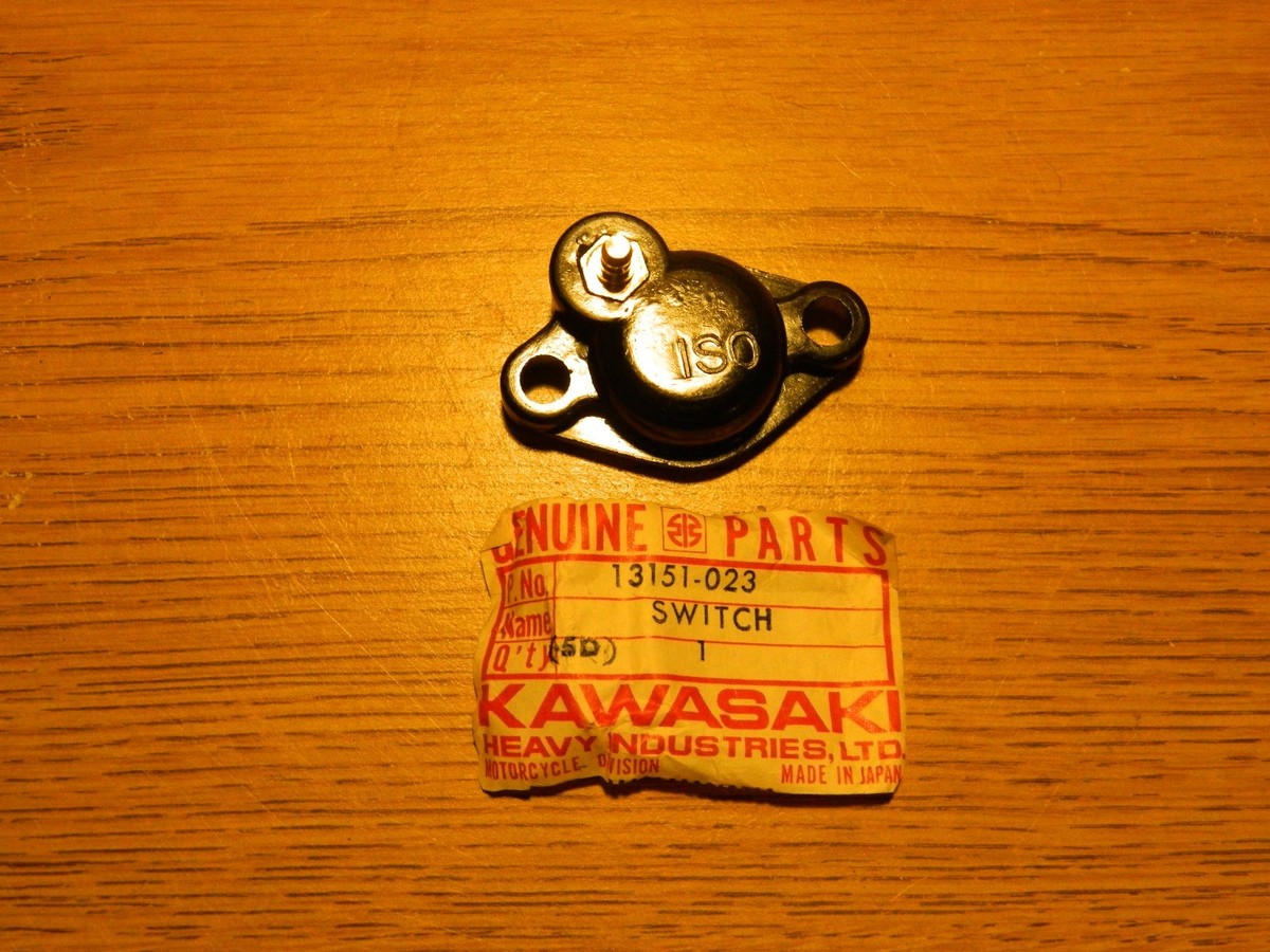 KAWASAKI NOS OEM SWITH ASSY NEUTRAL 13151-1002 G4TR,KD,KE,KH,KM,KV