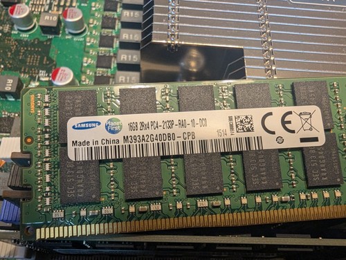 Cisco UCSB-B200-M4 Blade Server 2 x E5-2690 V4 3 192GB RAM - NO HDD/SSD - Picture 5 of 6
