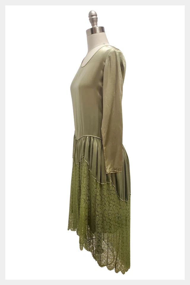 Vestido Art Deco años 20 verde cintura caída con falda de seda y encaje en capas talla pequeña Foto 4 de 4