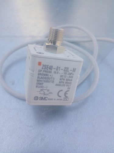 SMC Digital Pressure Readout Switch ZSE40-01-22L-M Quick Connect -USA - Picture 2 of 2