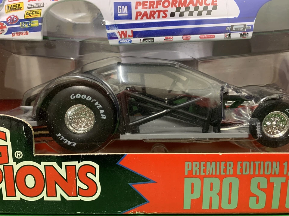 1/24 比例 1997 年沃伦·约翰逊通用性能零件庞蒂克 Firebird Pro 库存 b — 第 3/4 张图片